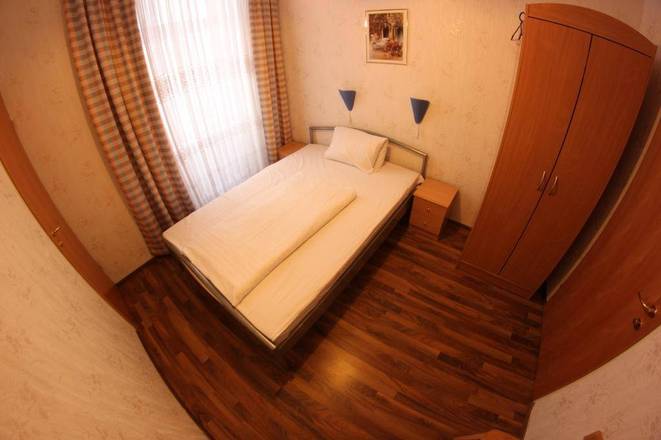 Hotel Pension ARPI, Vienna