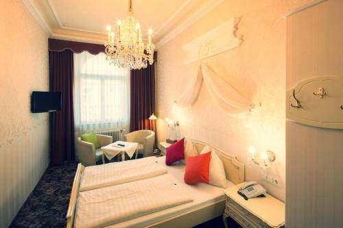 Aviano Pension, Vienna