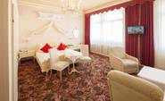 Aviano Pension, Vienna