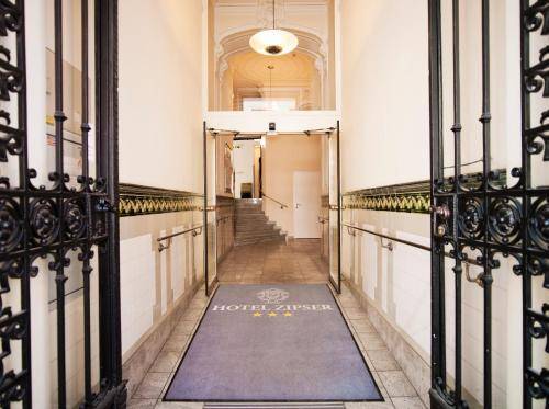 Hotel Zipser, Vienna