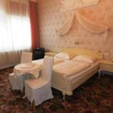 Aviano Pension, Vienna