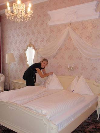 Aviano Pension, Vienna