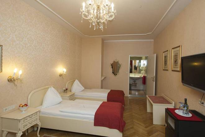 Pertschy Palais Hotel, Vienna